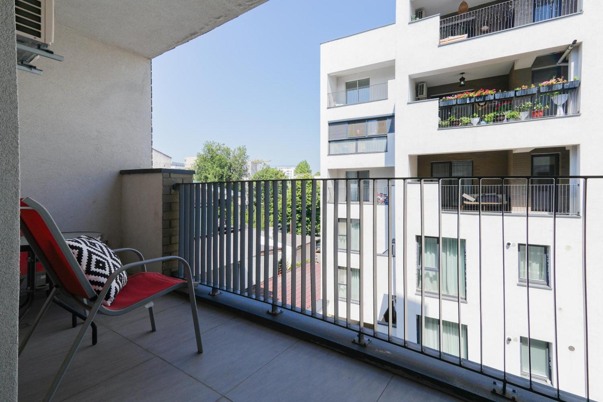Maria - Modern Apartment With Parking And Workspace Bucarest Esterno foto