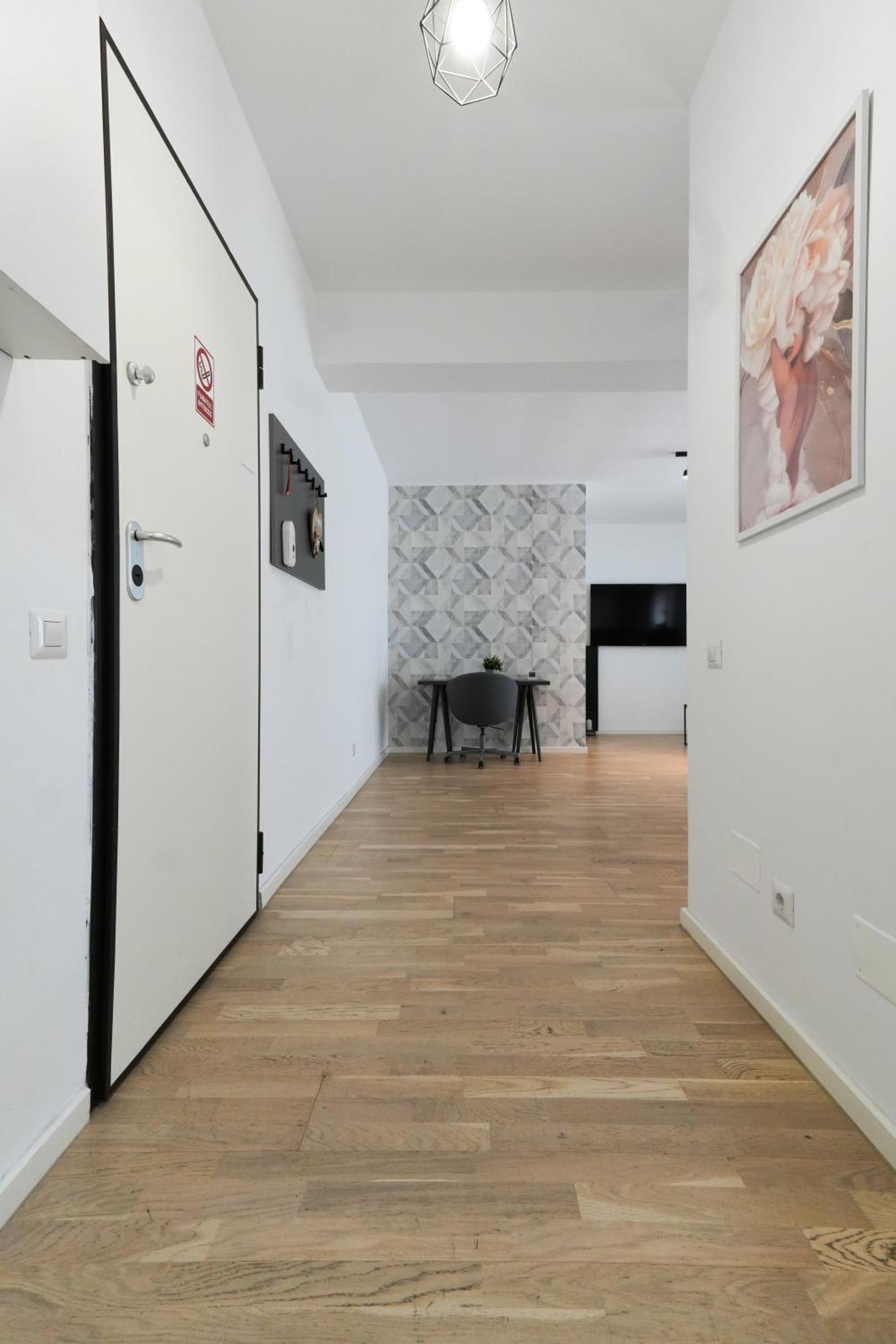 Maria - Modern Apartment With Parking And Workspace Bucarest Esterno foto