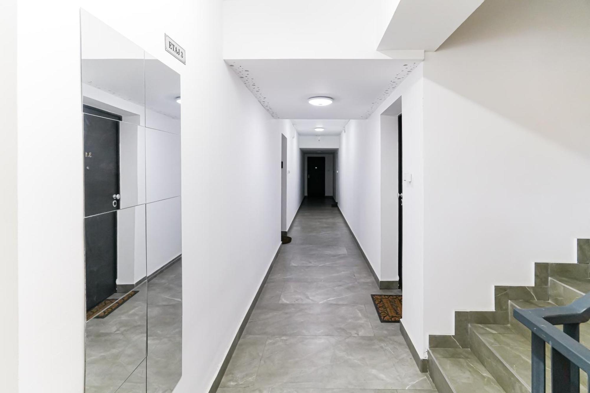 Maria - Modern Apartment With Parking And Workspace Bucarest Esterno foto